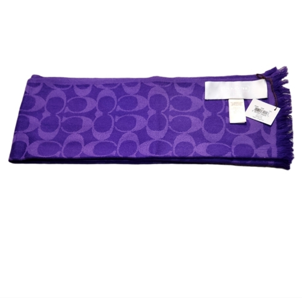 Coach Signature C Scarf 100% Merino Wool Purple Rectangle 70×12" Authentic New